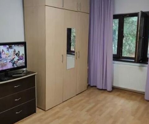 Garsoniera Fizicienilor Lacramioarei