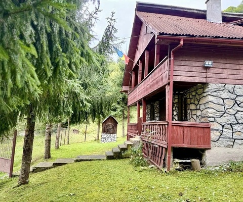 Cabana - Casa de vacanta de vanzare